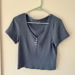 American Eagle button shirt